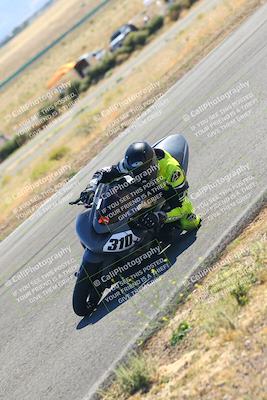 media/Oct-15-2023-TrackXperience (Sun) [[85198ff50b]]/Group 3/session 4 turn 3/